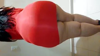 Dick for nonne vecchie porche Lily ha un piano su come raggiungere l'orgasmo.