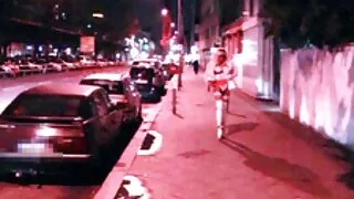 Scopata prima del viaggio di vecchissime porche lavoro di un ragazzo e una lunga separazione.