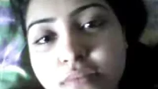 Nadia White viene scopata in tutte le fessure da un uomo di you porn nonne porche colore e dal suo fidanzato.