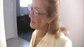 La ragazza film porno nonne porche cerca di scopare nel camino.
